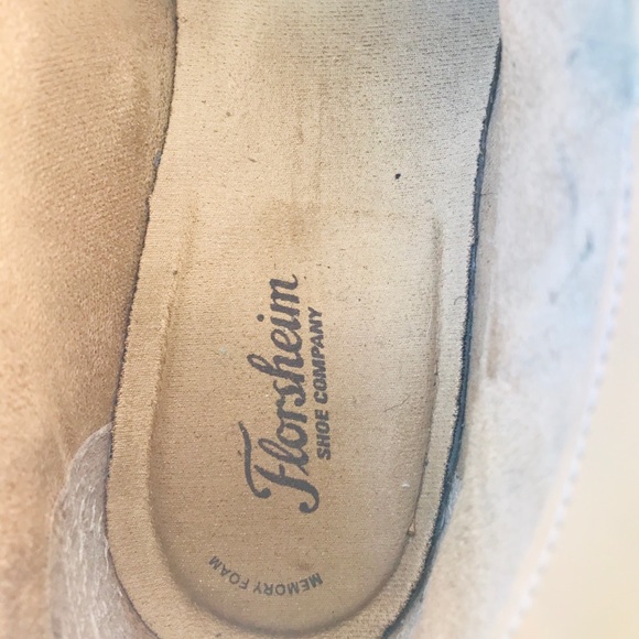 Florsheim Shoes 👞 - Picture 3 of 3